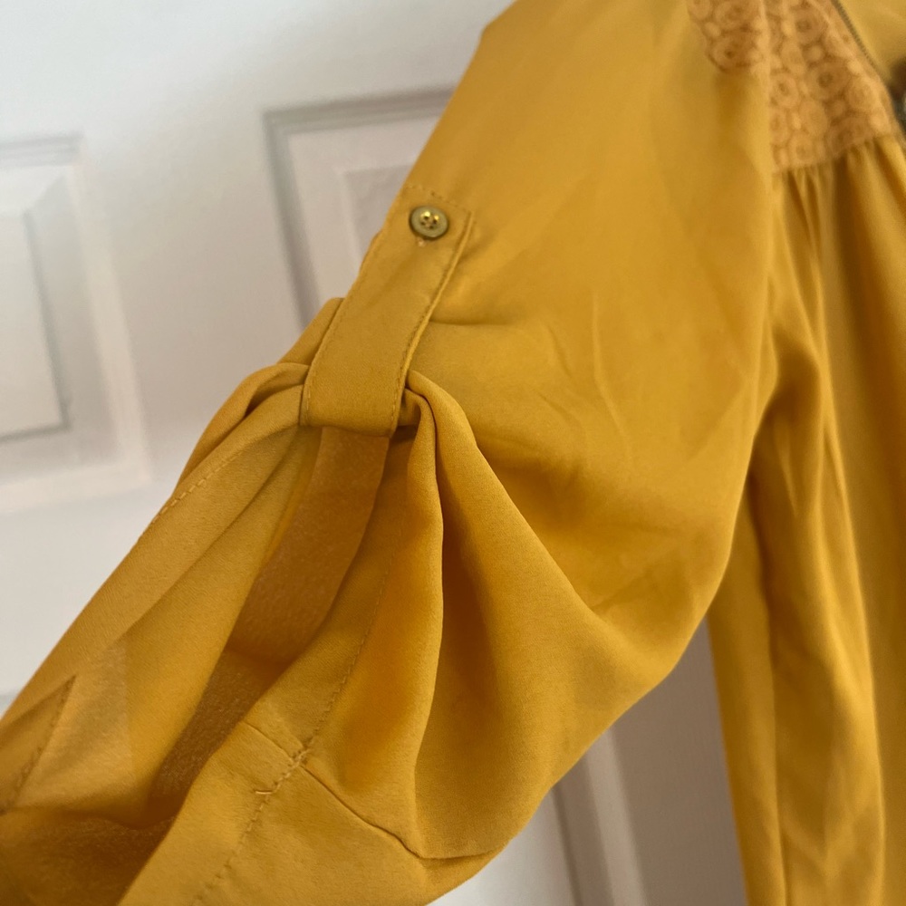 Blouse - Picture 4 of 6
